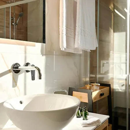 Art Olga Вилла Vatos